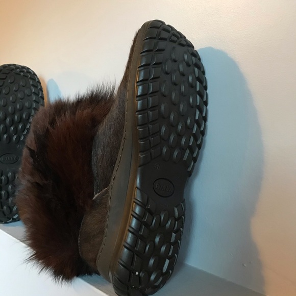 Boots - Picture 6 of 8